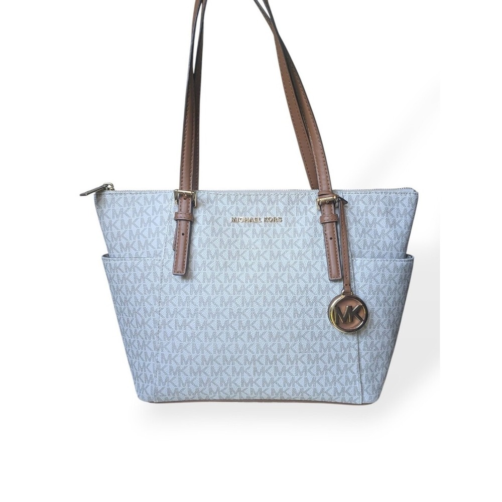 Michael Kors Charlotte Tote Signature Women's Jetset Vanilla Acorn Golden Logo